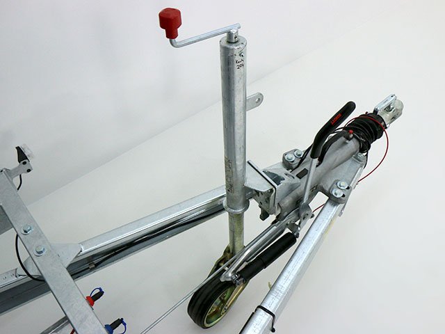 Debon Dreiseitenkipper DDK 180×306 2,6t|E-Pumpe|Rampen|Stützen – Bild 6