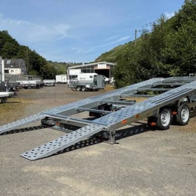 Autotransporter Böckmann AH 4321/35 - hydraulisch kippbar mit Seilwinde