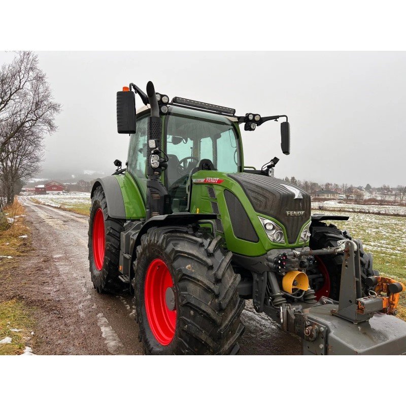 fendt-724-profiplus.jpg