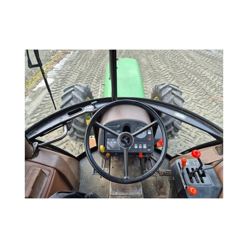 john-deere-2850-2-1.jpg