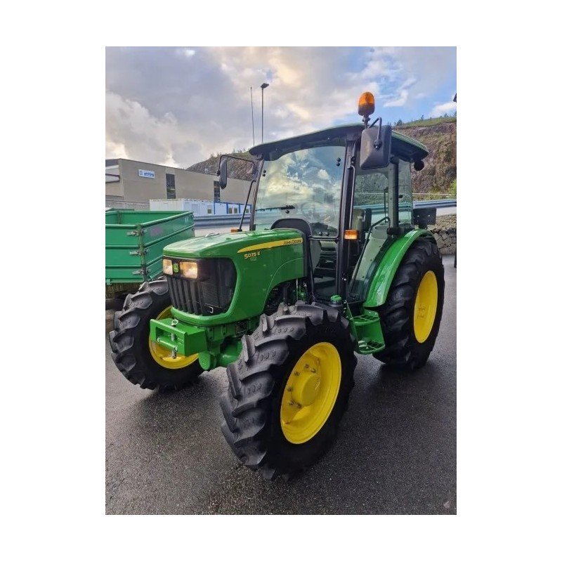 john-deere-5075e-15-1.jpg