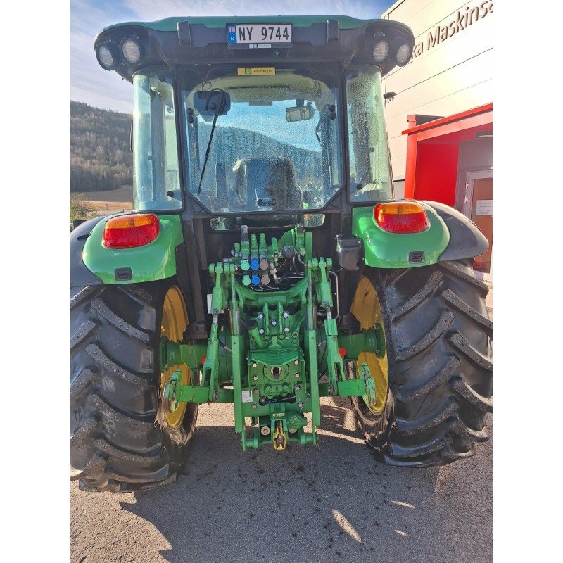 john-deere-5115m-7-1.jpg