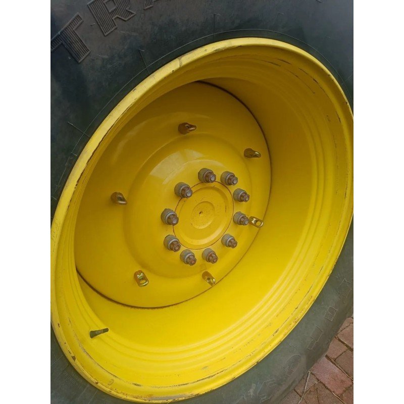 john-deere-6230-premium-13-1.jpg