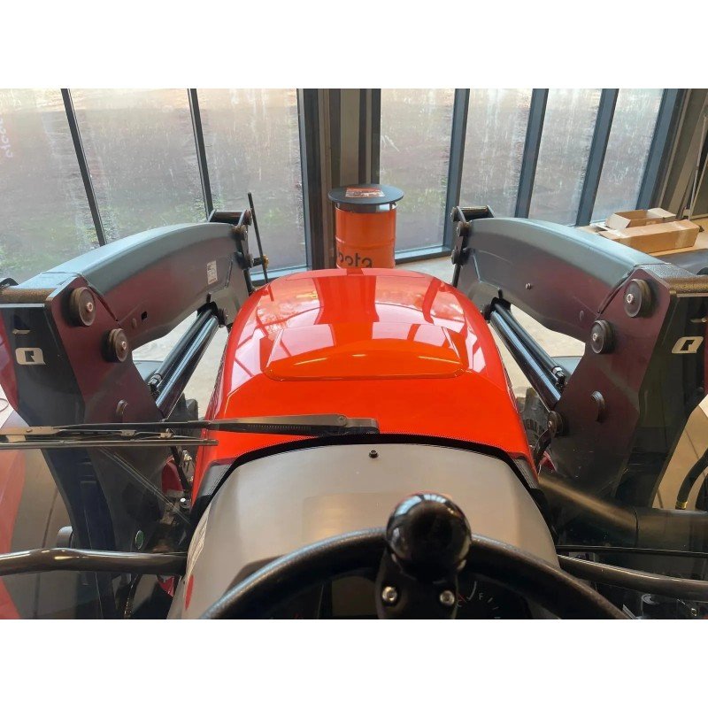 kubota-m5-112-3-1.jpg