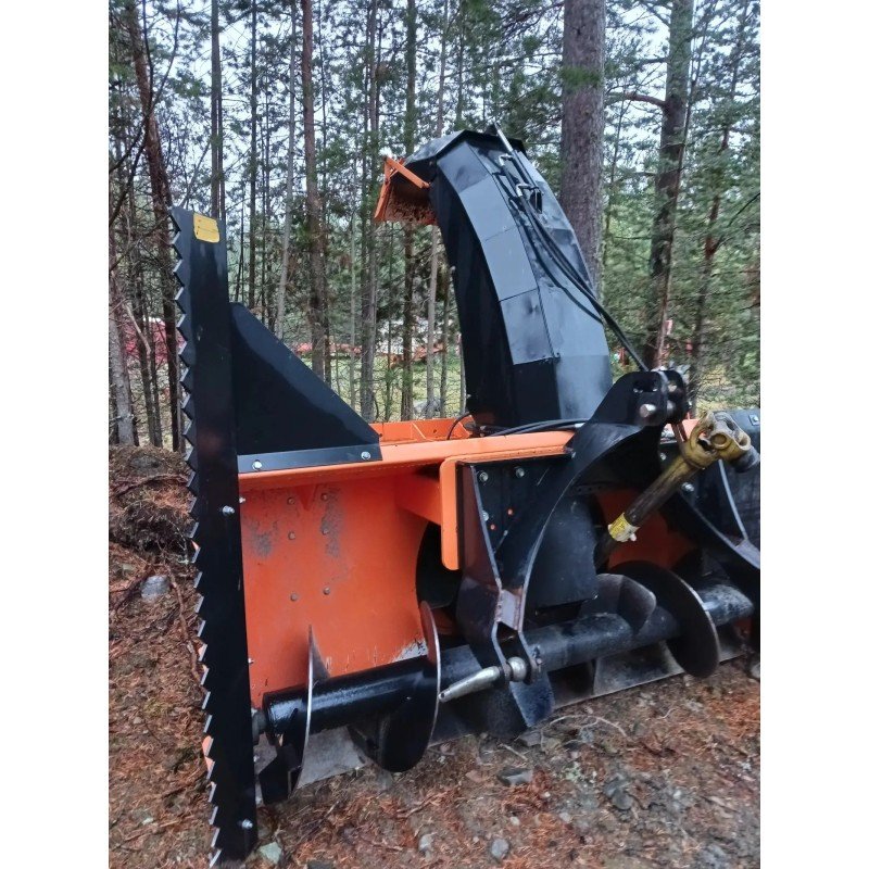 new-holland-tm165-13-1.jpg