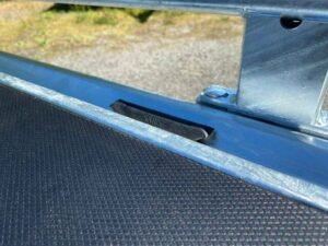 saris-anhaenger-aus-aluminium.jpg