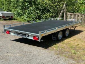 saris-fahrzeugtransporter-tp-406-204-2700.jpg