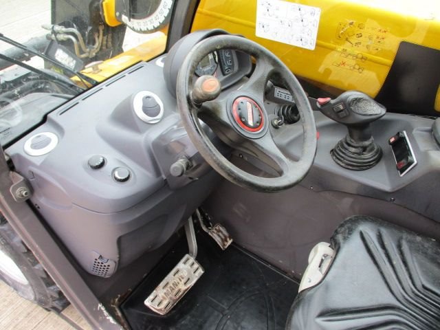 004-1683809000.jpg