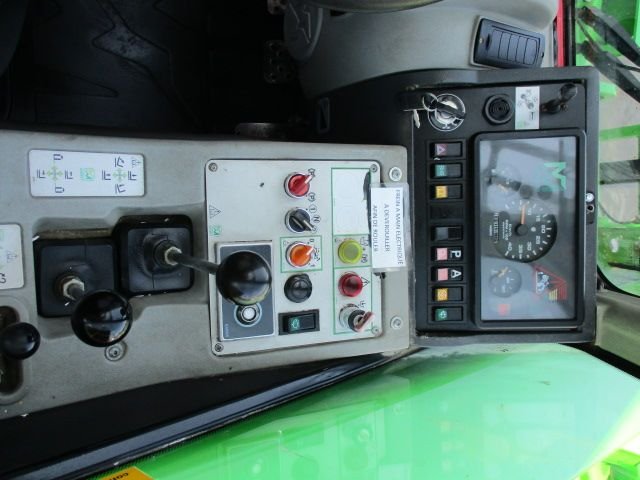 010-1685706137.jpg