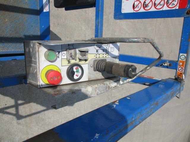 012-1687770947.jpg