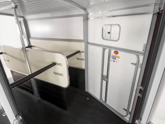 Ifor Williams Pferdeanhänger HB511|Anthrazit|Frontausstieg – Bild 5