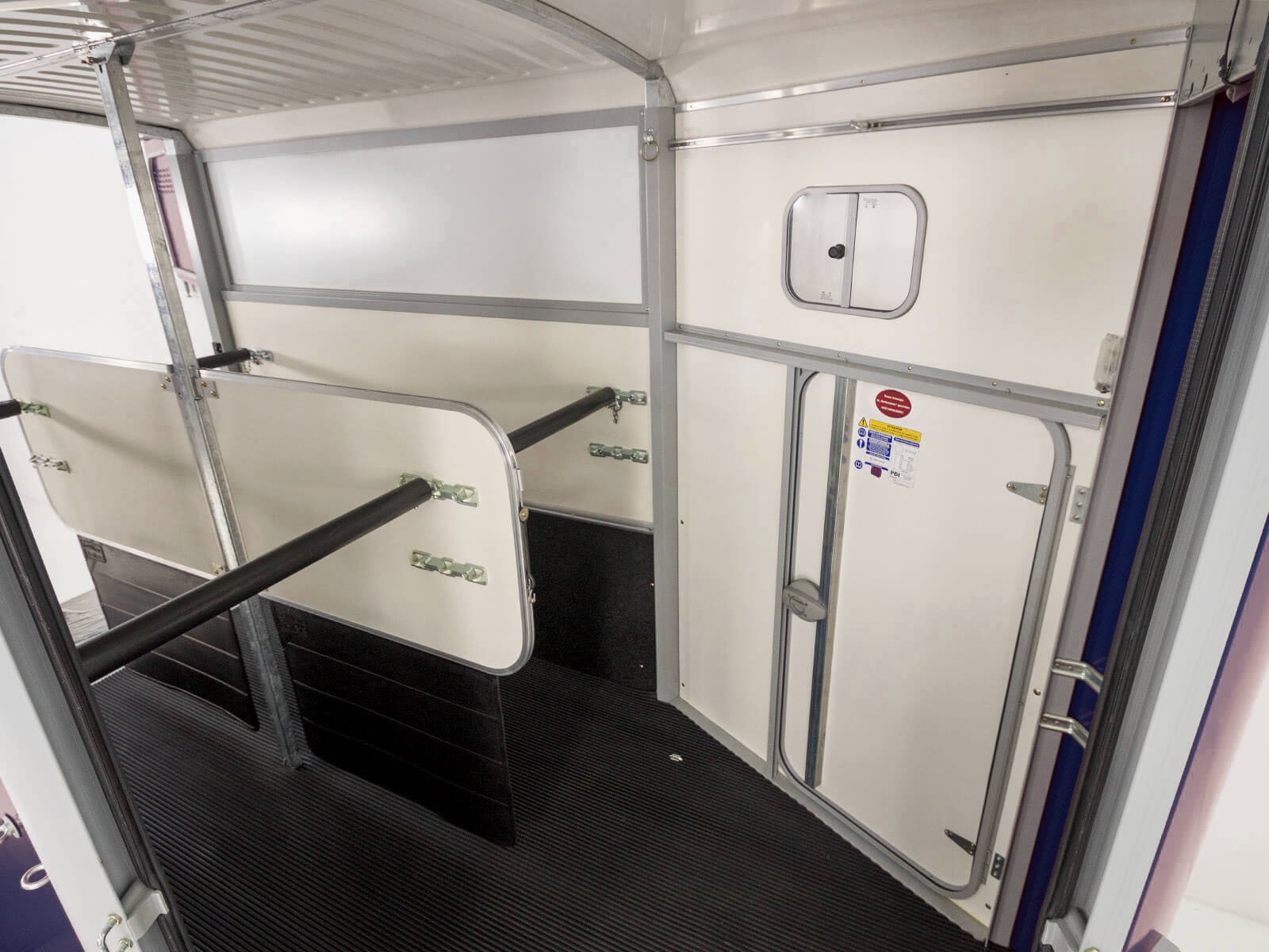 Ifor Williams Pferdeanhänger HB511|Blau|Frontausstieg – Bild 15