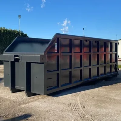 Roll-Off-Container mit Hardox-Verstärkung und Kranöffnung