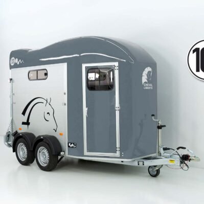 Cheval Liberte Pferdeanhänger GOLD 3 | Premium | Pullman 2 | Sattelkammer | grau