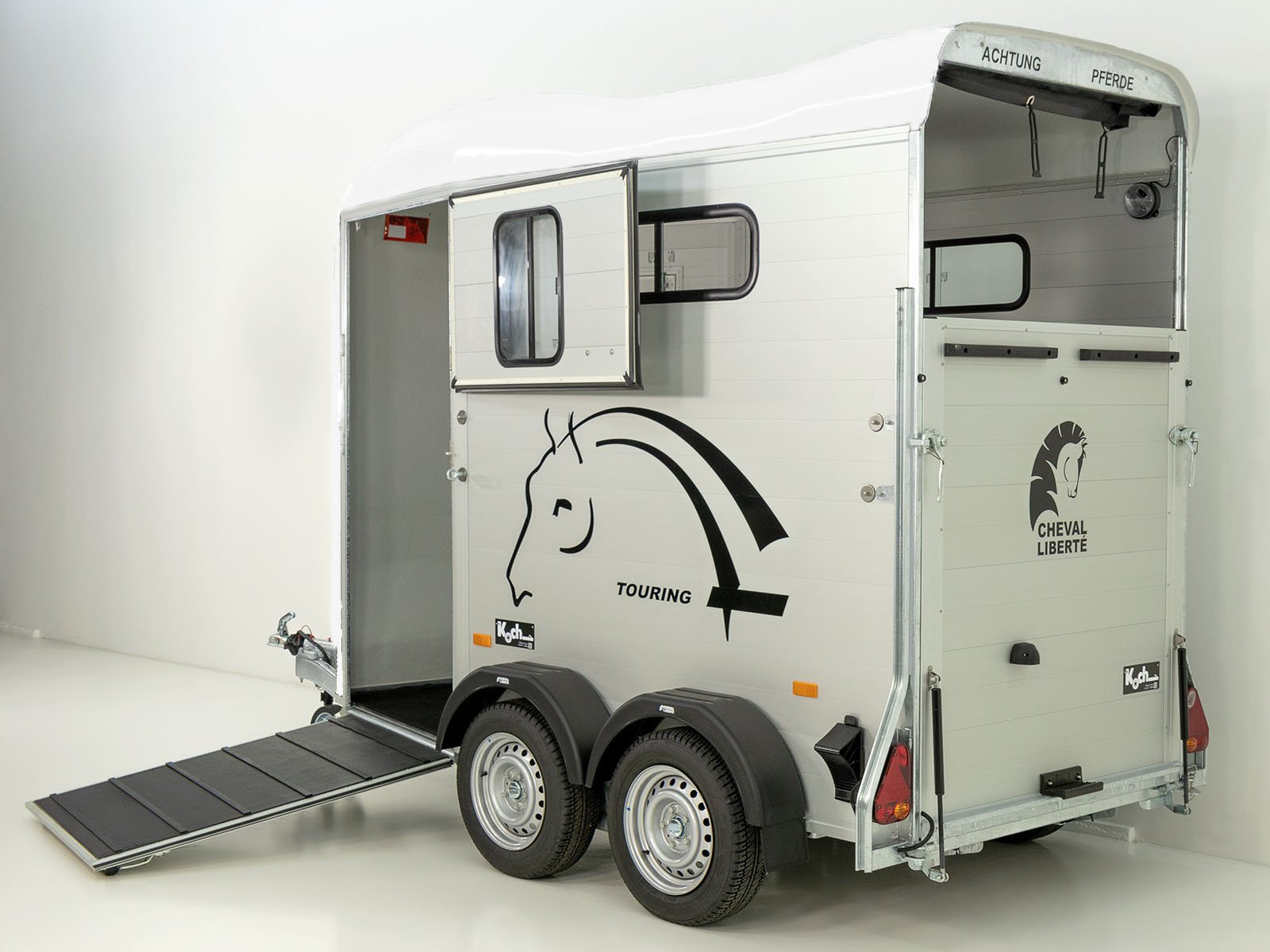Cheval Liberte Pferdeanhänger Touring One 1,5er | Pullman-Fahrwerk | Frontausstieg | weiß – Bild 14