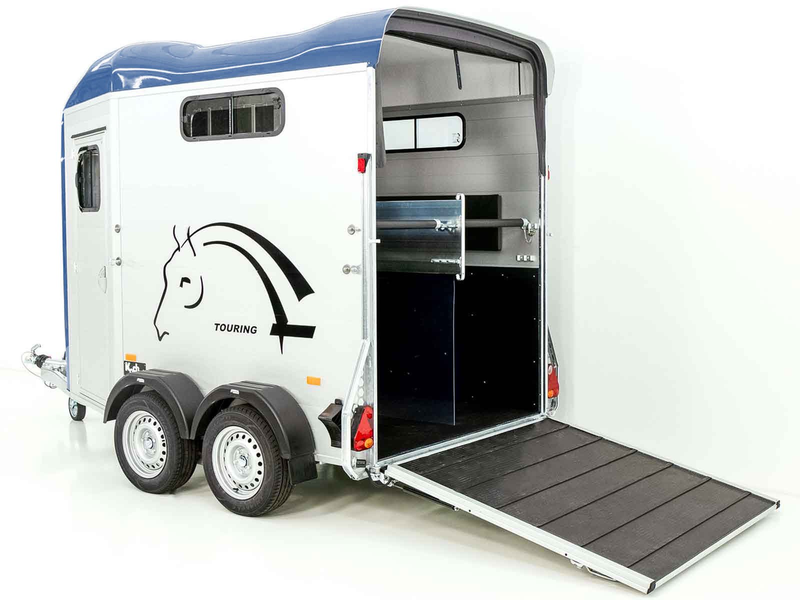 Cheval Liberte Pferdeanhänger Touring Jumping | Pullman-Fahrwerk | Sattelkammer | blau – Bild 6