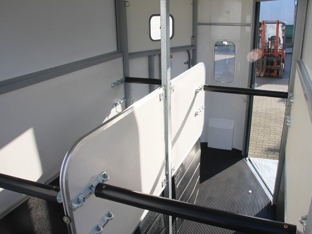 Ifor Williams Pferdeanhänger HB506|Frontausstieg – Bild 14