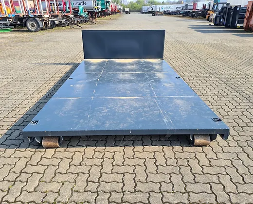 Urbane Plattform auf Rädern (4 m) – Mobil und robust – Bild 5