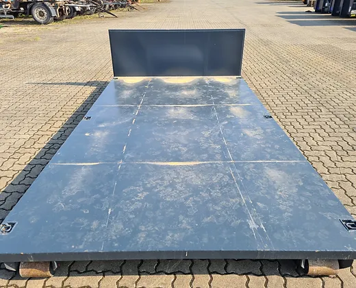 Urbane Plattform auf Rädern (4 m) – Mobil und robust – Bild 13