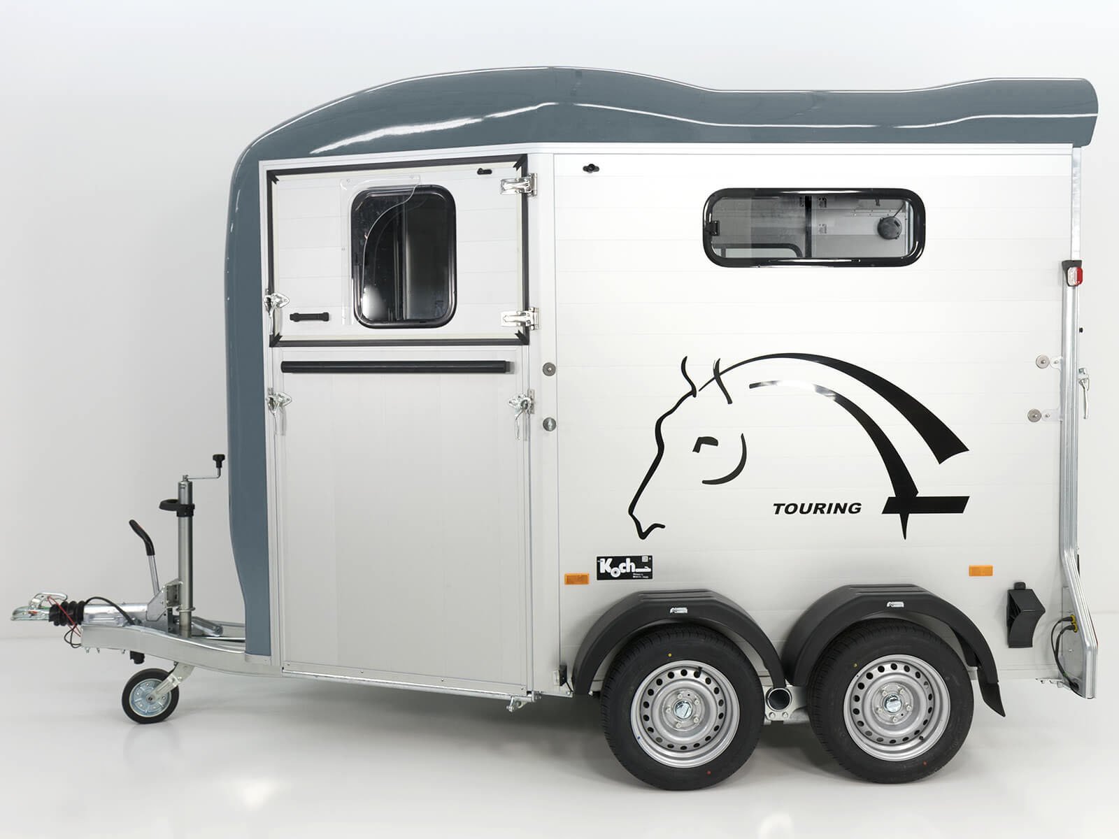 Cheval Liberte Pferdeanhänger Touring Country | Sattelkammer | Frontausstieg | grau – Bild 12