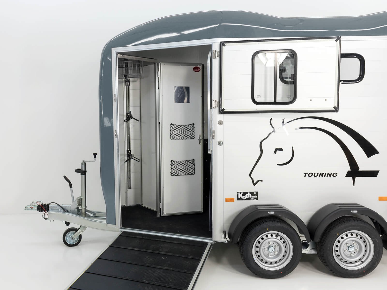 Cheval Liberte Pferdeanhänger Touring Country | Sattelkammer | Frontausstieg | grau – Bild 14