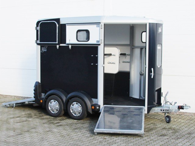 Ifor Williams Pferdeanhänger HB506|Frontausstieg|Klappenkombi|schwarz – Bild 6