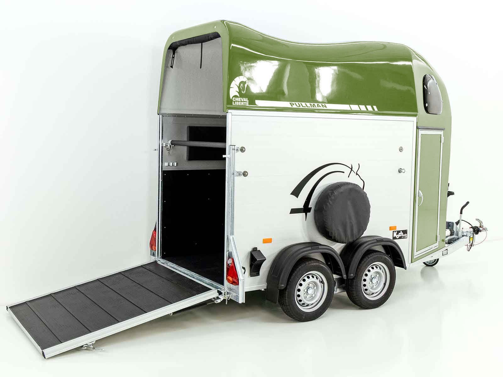 Cheval Liberte Pferdeanhänger GOLD One 1,5er | Pullman-Fahrwerk | olivgrün – Bild 7