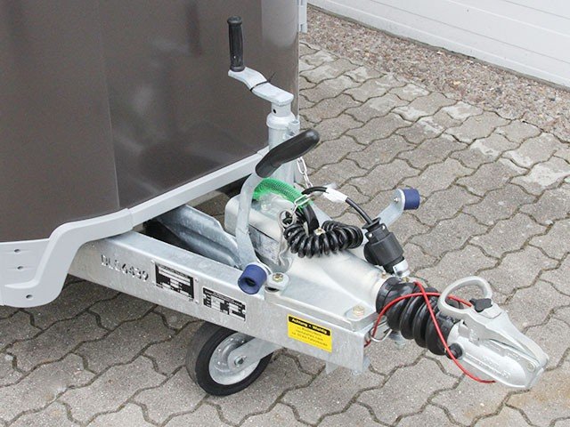 Ifor Williams Pferdeanhänger HB506|Sattelkammer|schwarz – Bild 12