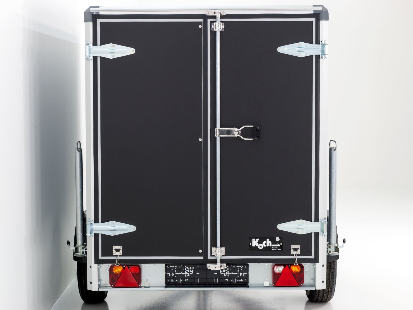 Variant Kofferanhänger Black Edition 148x258cm Höhe: 157cm 1,35t – Bild 7