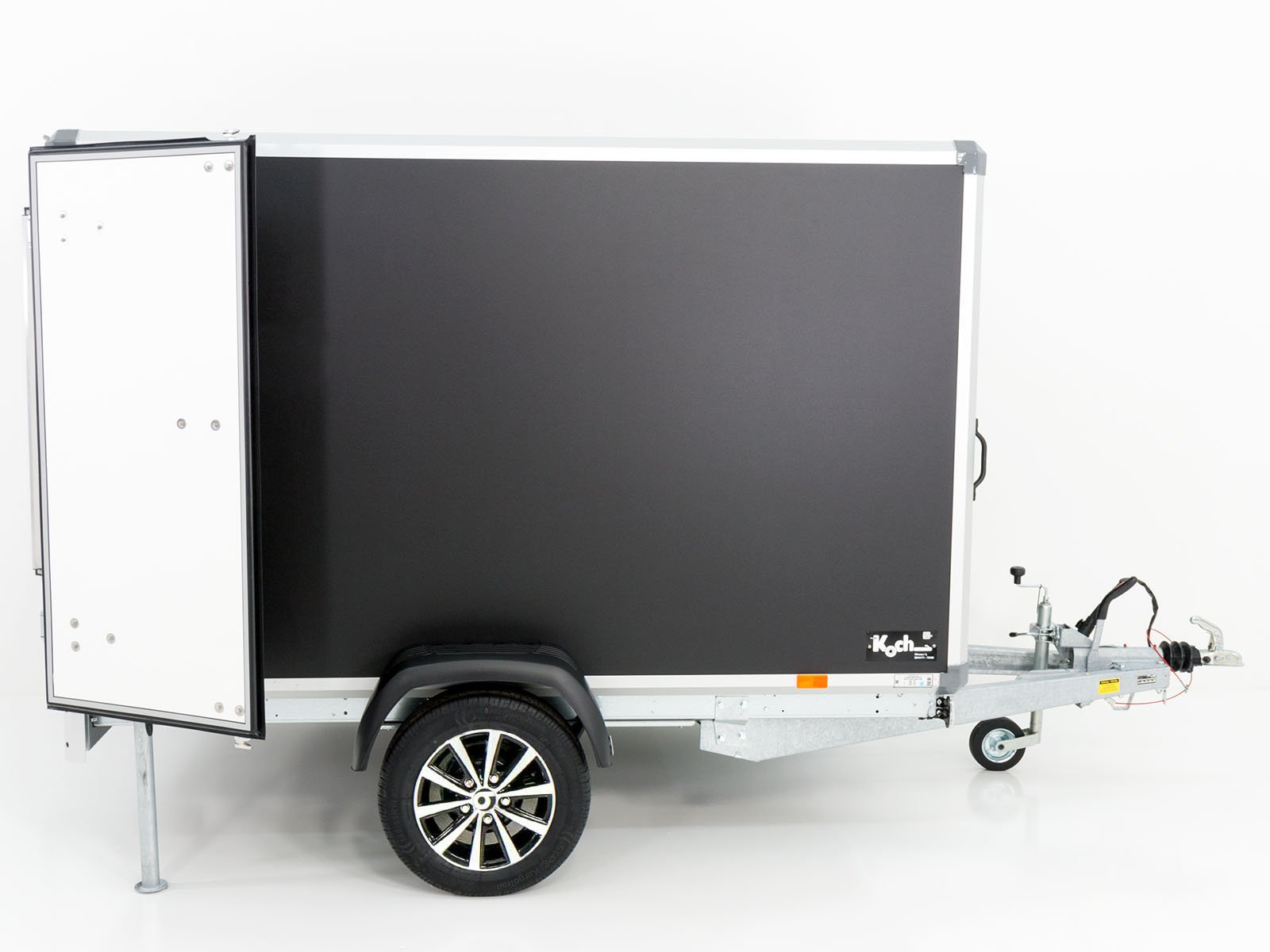 Variant Kofferanhänger Black Edition 148x258cm Höhe: 157cm 1,35t – Bild 9