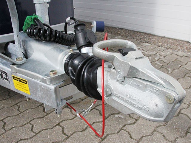 Ifor Williams Pferdeanhänger HB506|Sattelkammer|blau – Bild 11