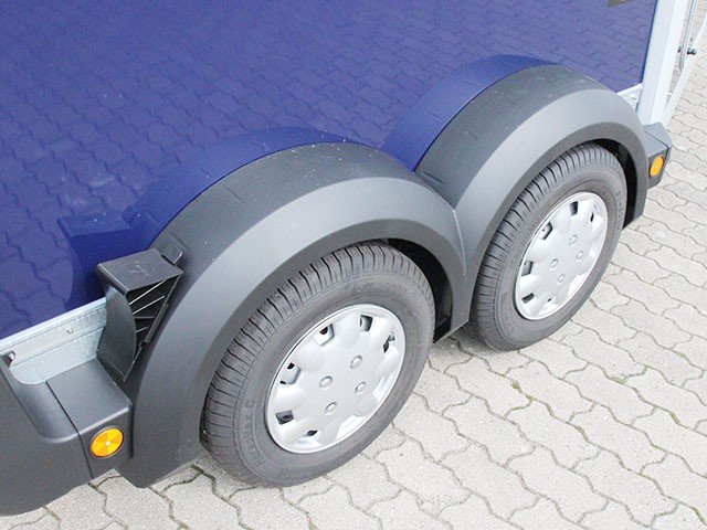 Ifor Williams Pferdeanhänger HB506|Sattelkammer|blau – Bild 9