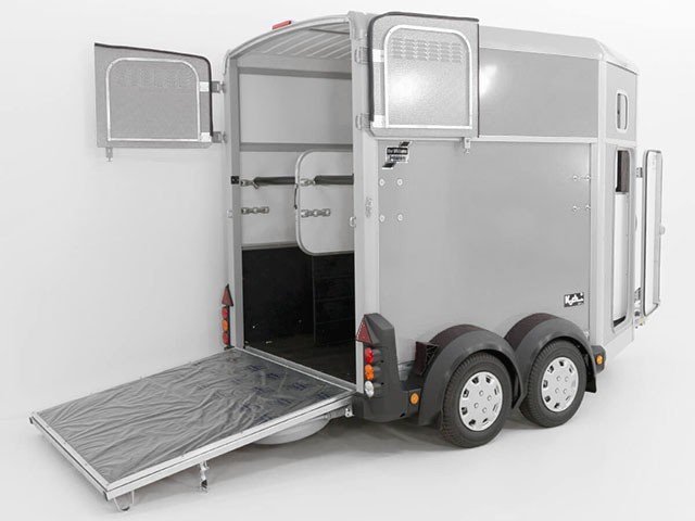 Ifor Williams Pferdeanhänger HB506|Sattelkammer|Silber – Bild 10