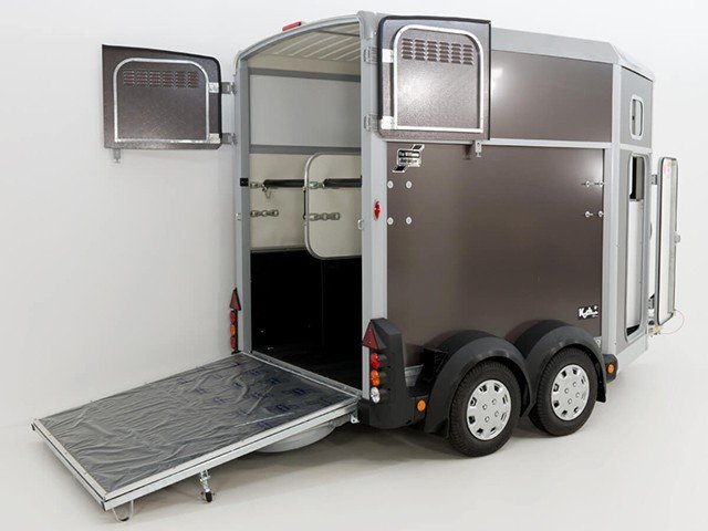 Ifor Williams Pferdeanhänger HB506|Sattelkammer|Anthrazit – Bild 11