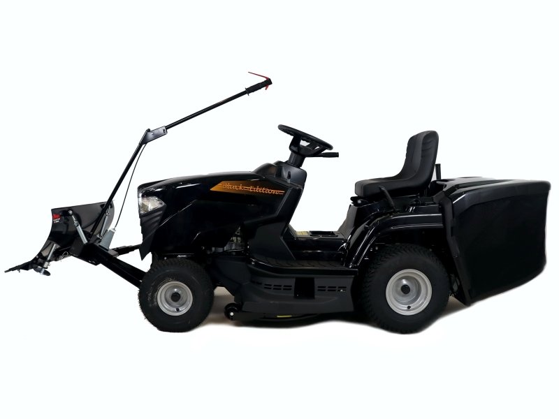 Black-Edition-Rasentraktor-PRO-165_84-HB_Winter_2-1.jpg