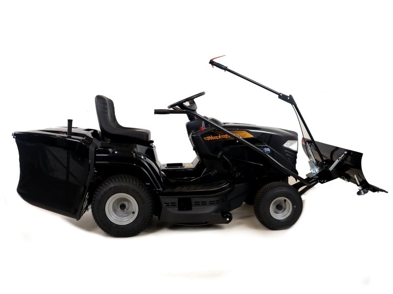 Black-Edition-Rasentraktor-PRO-165_84-HB_Winter_3.jpg