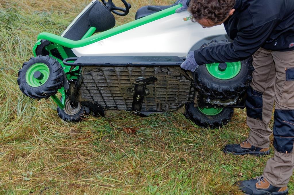 Etesia-MKHPF-Hydro-80_011.jpg