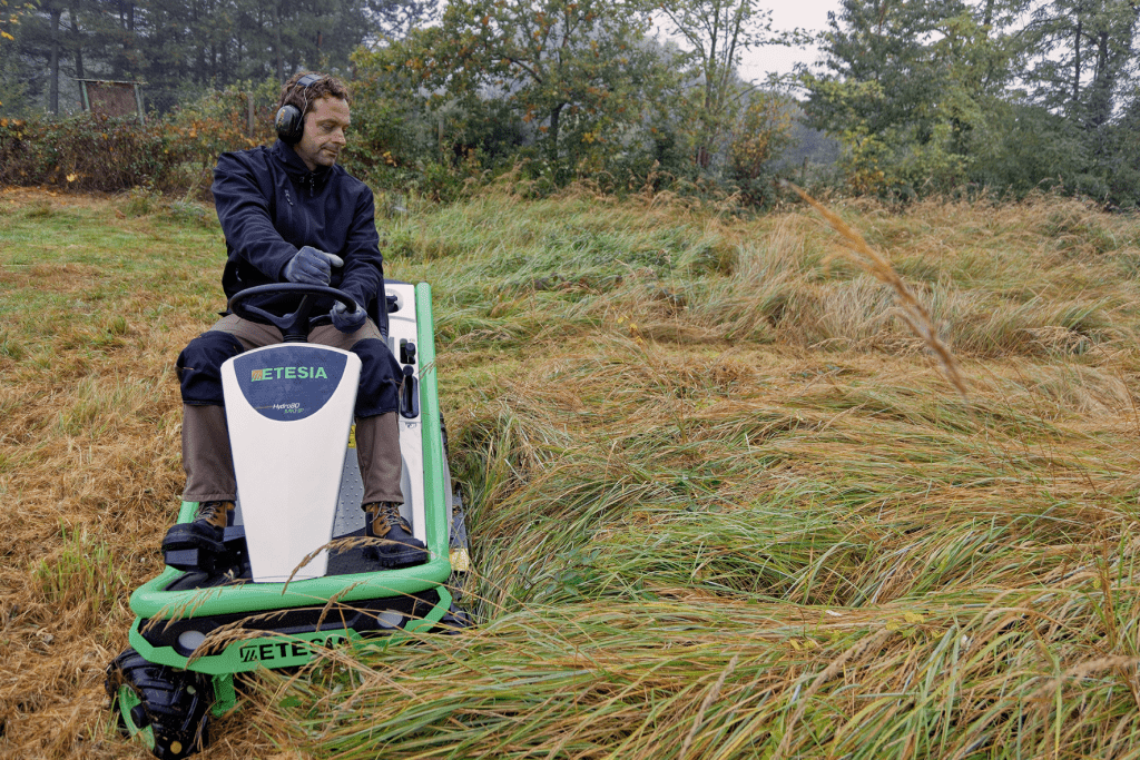 Etesia-MKHPF-Hydro-80_06.png