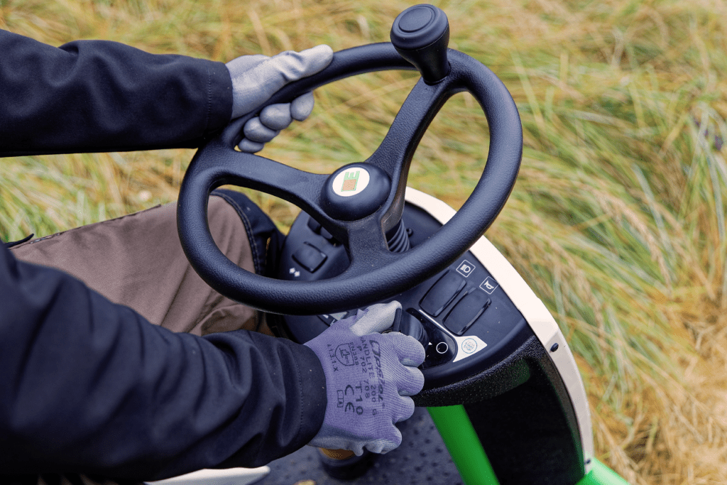 Etesia-MKHPF-Hydro-80_07.png