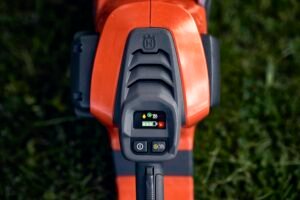 Husqvarna-542i-Griffheizung-Schalterqk7Fbd7Hnojqb.jpg