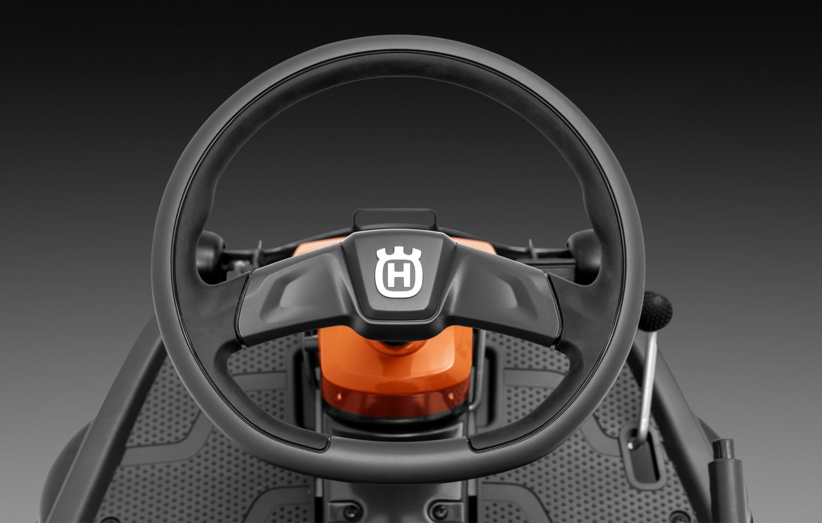 Husqvarna_R214_TC_9705691-01_05.jpg
