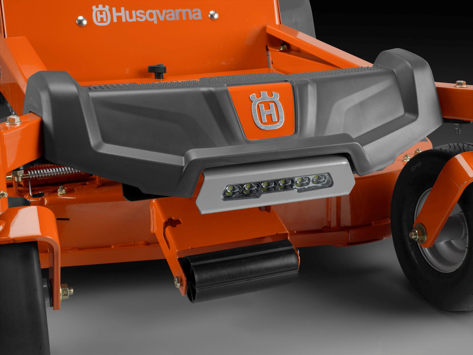 Husqvarna_Z242F_9676657-04_06.jpg