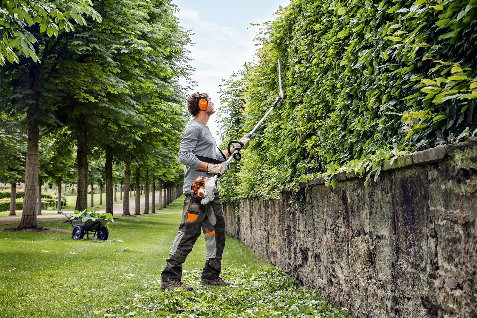 STIHL_Heckenschneider_4243-200-0024_02.jpg