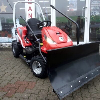 Efco TUAREG 92 EVO EMAK 24 KH 4x4 mit Winterpaket 140 Komf.