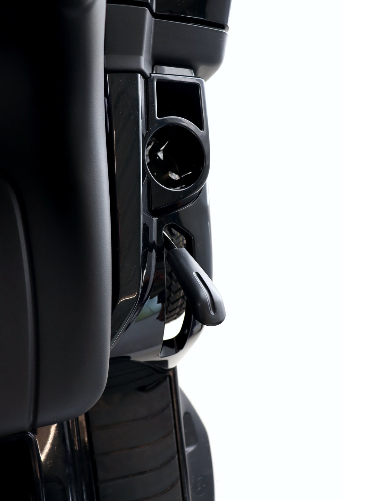 black-edition-pro-218-98-twin-hk_08.jpg