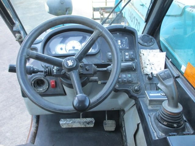 bobcat-013-1681976979.jpg