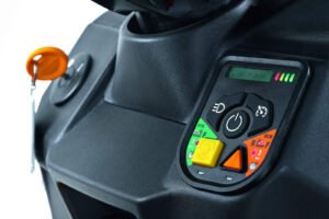 cub-cadet-xt2-es107-akku-rasentraktor_08.jpg