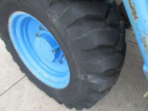 jlg-017-1682430492.jpg