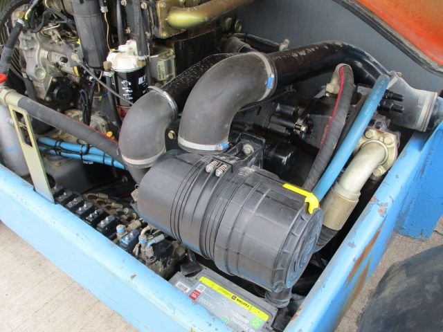 jlg-022-1682430493.jpg