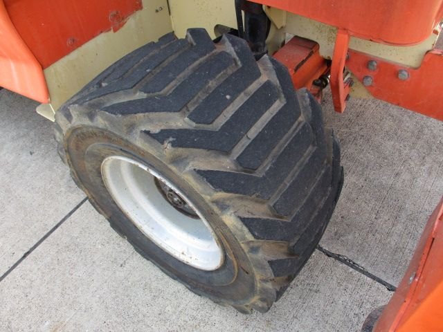 jlg-4394rt-011-1688124283.jpg